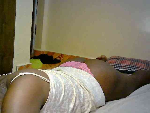 LOVELY-JAZMINE webcam