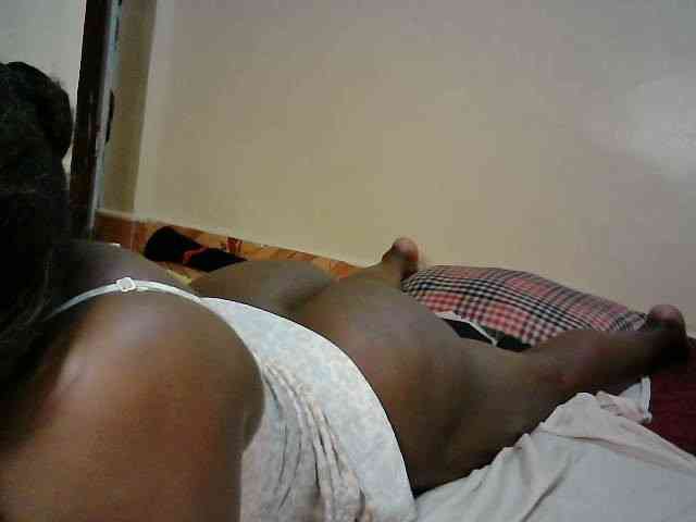 LOVELY-JAZMINE webcam