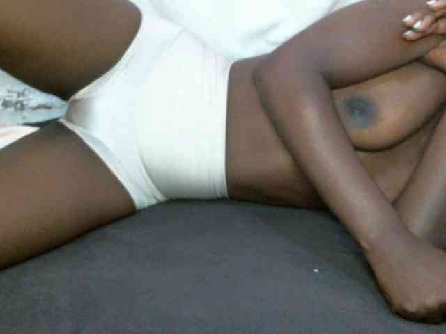 LOVELY-JAZMINE webcam