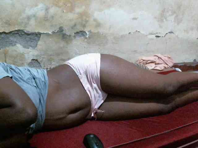 LOVELY-JAZMINE webcam