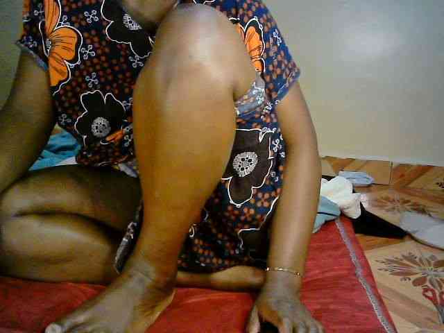 LOVELY-JAZMINE webcam