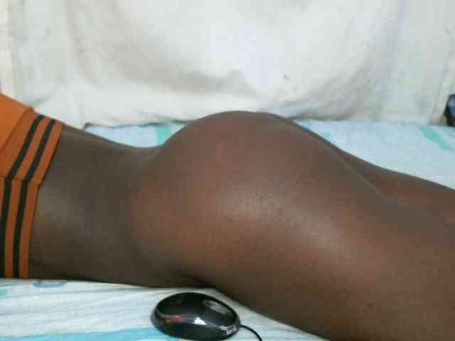 LOVELY-JAZMINE webcam
