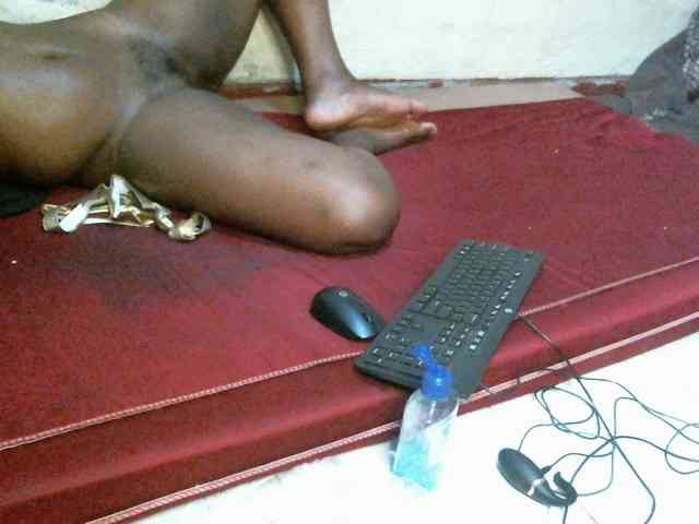 LOVELY-JAZMINE webcam