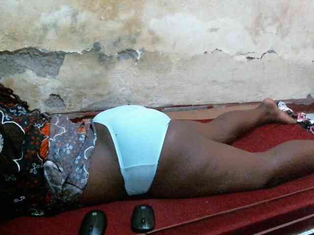 LOVELY-JAZMINE webcam