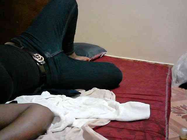 LOVELY-JAZMINE webcam