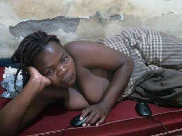 LOVELY-JAZMINE webcam