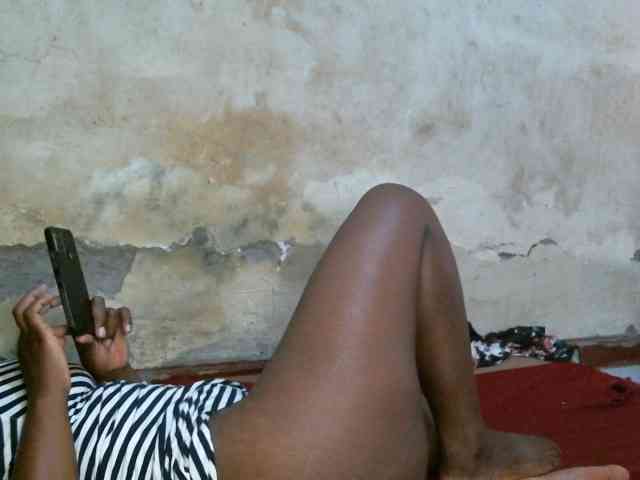 LOVELY-JAZMINE webcam