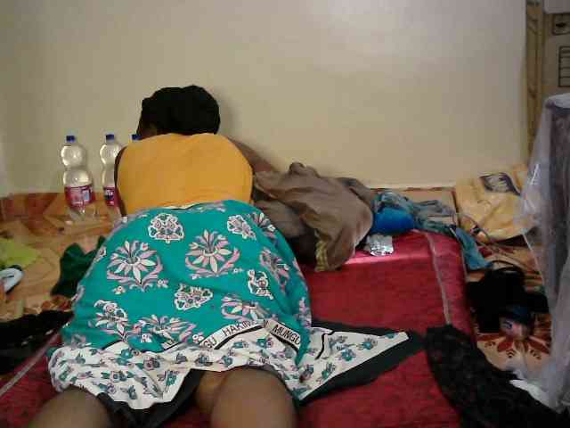 LOVELY-JAZMINE webcam