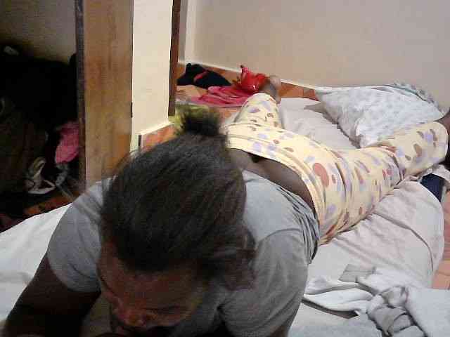 LOVELY-JAZMINE webcam