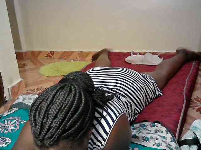 LOVELY-JAZMINE webcam