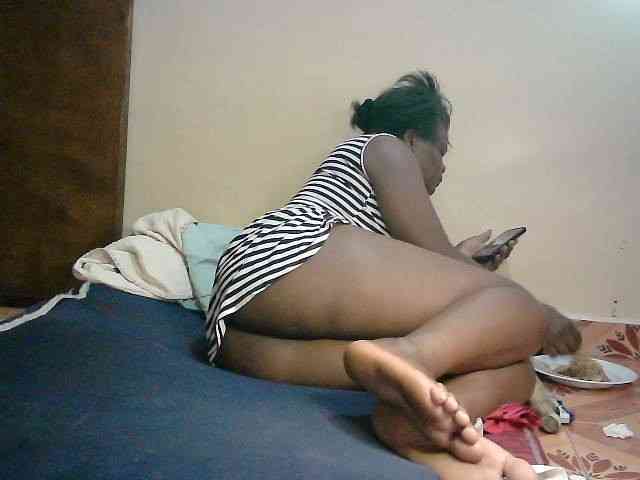 LOVELY-JAZMINE webcam