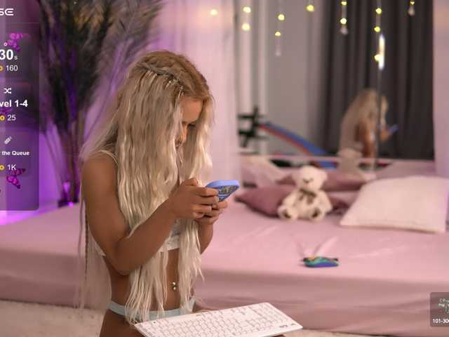 Sex chat gratuit in direct cu SarahRaynex pe BongaCams