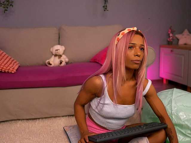SarahRaynex from BongaCams is Freechat