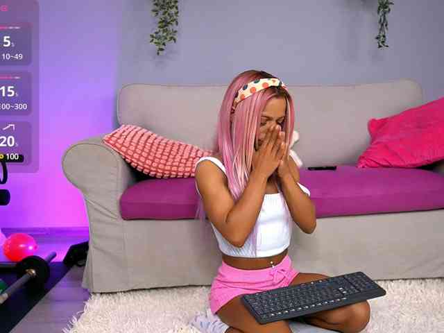 SarahRaynex webcam