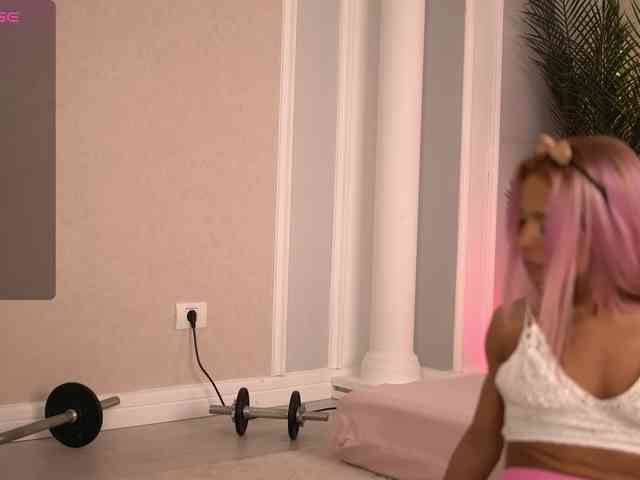 SarahRaynex webcam