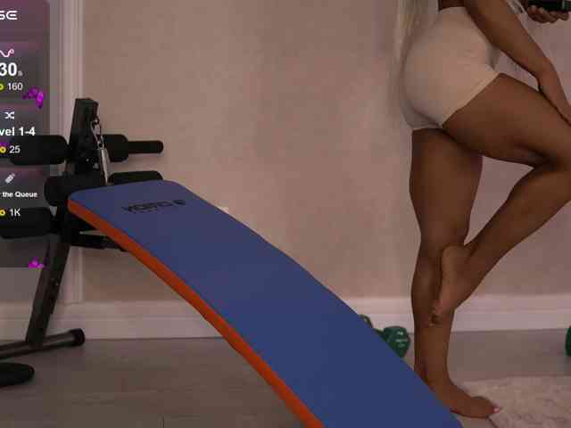 SarahRaynex Live Webcam on BongaCams