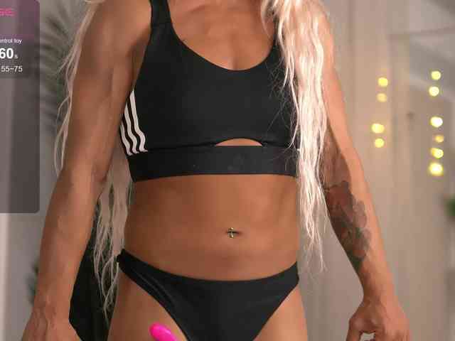 SarahRaynex webcam