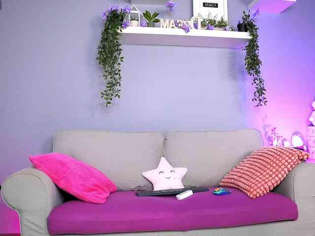 live webcam SarahRaynex