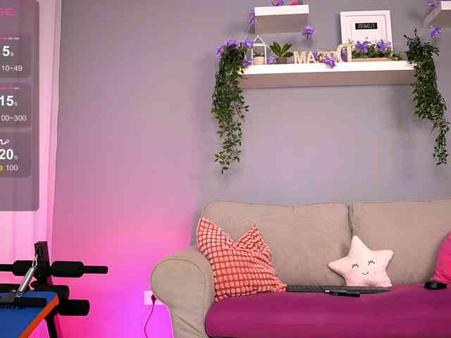 SarahRaynex webcam