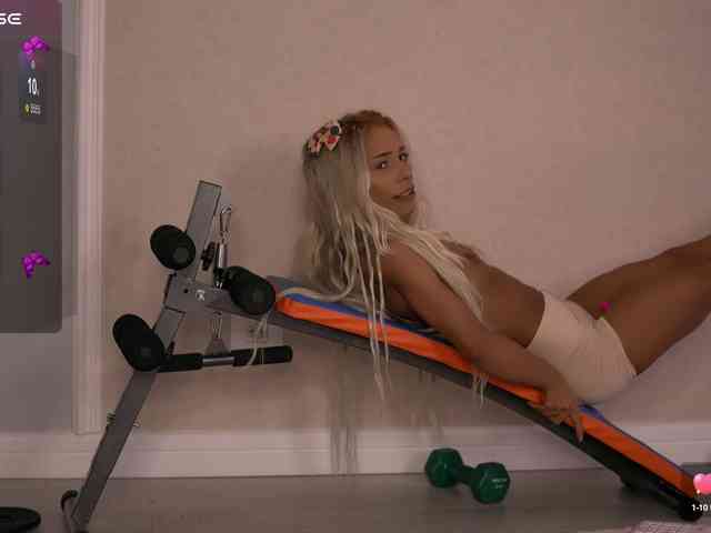 SarahRaynex Live Webcam on BongaCams
