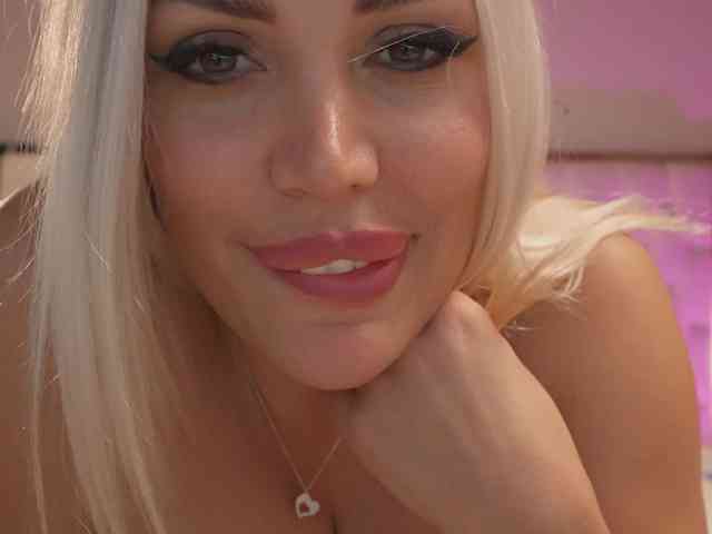 DrBarbie webcam