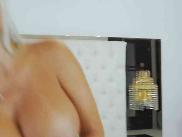 DrBarbie webcam