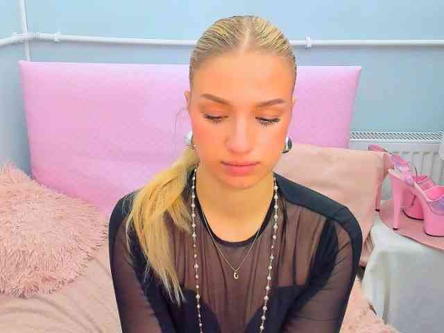 EvetteBody webcam