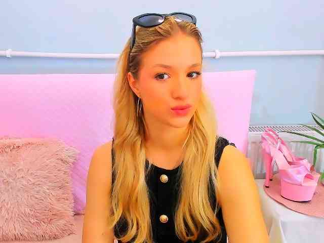 EvetteBody webcam