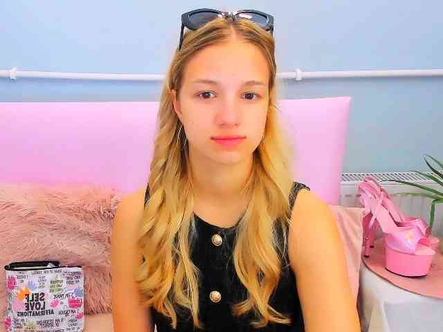 EvetteBody webcam
