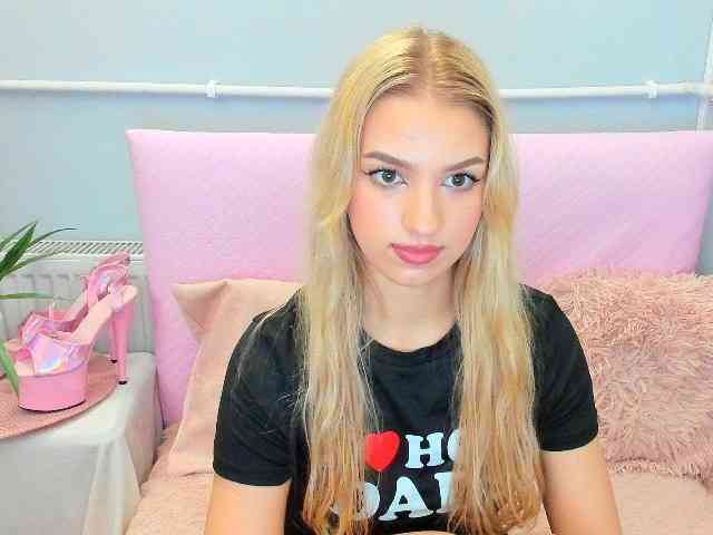 EvetteBody Live Webcam on BongaCams EvetteBody Live Webcam on BongaCams