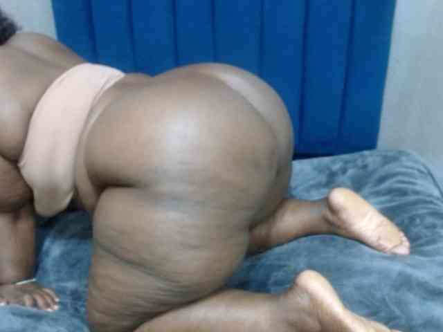 ASSQUEEN1 webcam