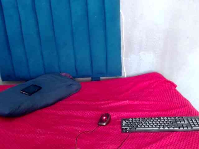 ASSQUEEN1 webcam