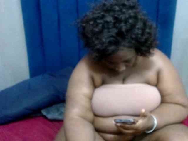 ASSQUEEN1 webcam