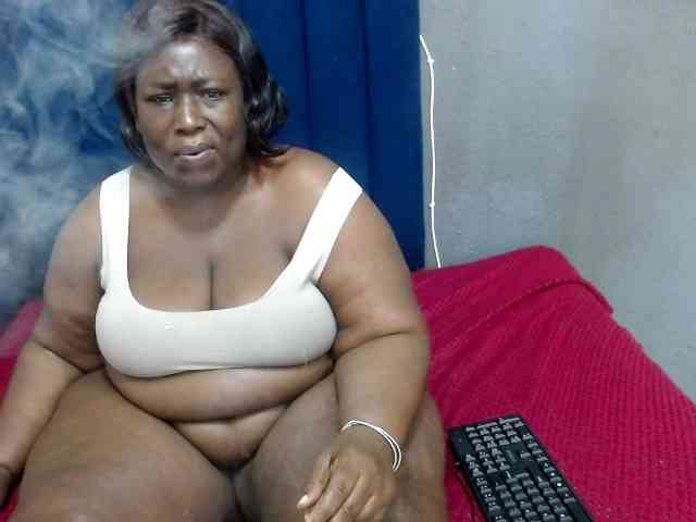 ASSQUEEN1 webcam