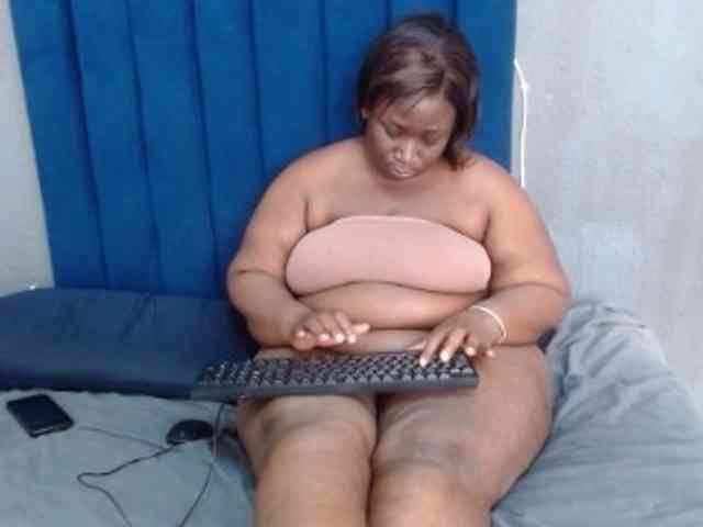 ASSQUEEN1 webcam