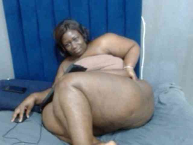 ASSQUEEN1 webcam