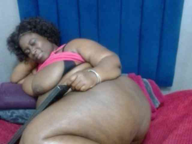 ASSQUEEN1 webcam