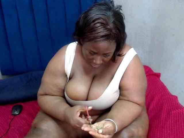 ASSQUEEN1 webcam