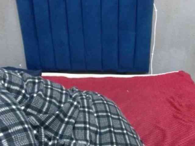 ASSQUEEN1 webcam