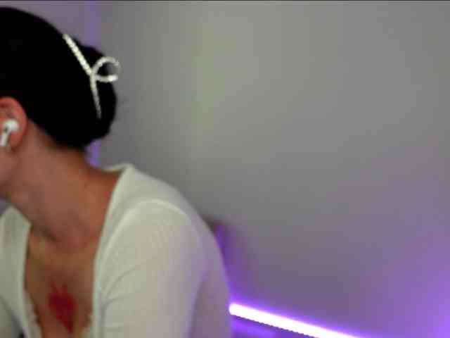 DaisyFantasy webcam