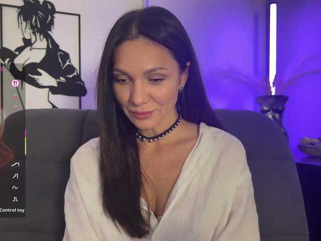 Buffi's BongaCams show and profile