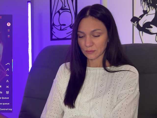 Buffi's BongaCams show and profile