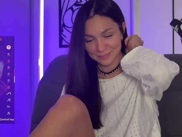 Buffi's BongaCams show and profile