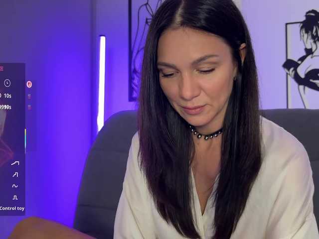 Buffi's BongaCams show and profile