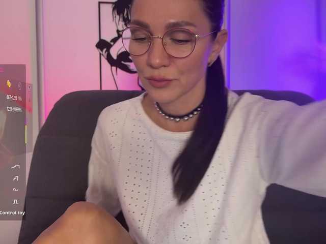 Buffi's BongaCams show and profile