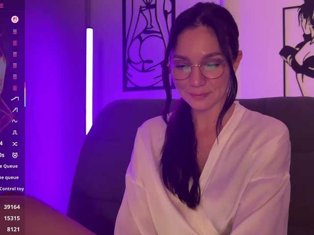 Buffi's BongaCams show and profile