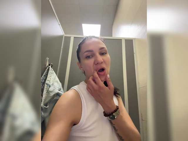 Buffi Live Webcam on BongaCams