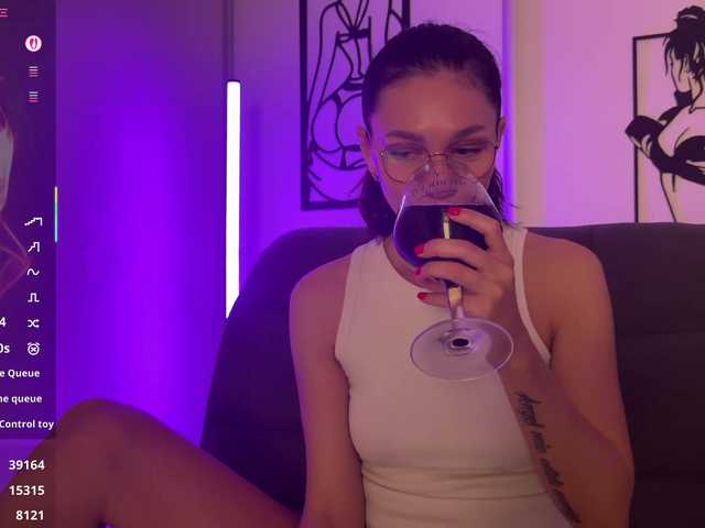 Buffi's BongaCams show and profile