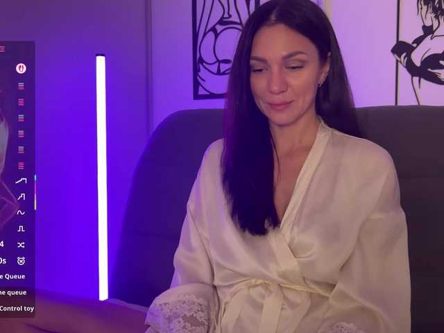 Buffi's BongaCams show and profile