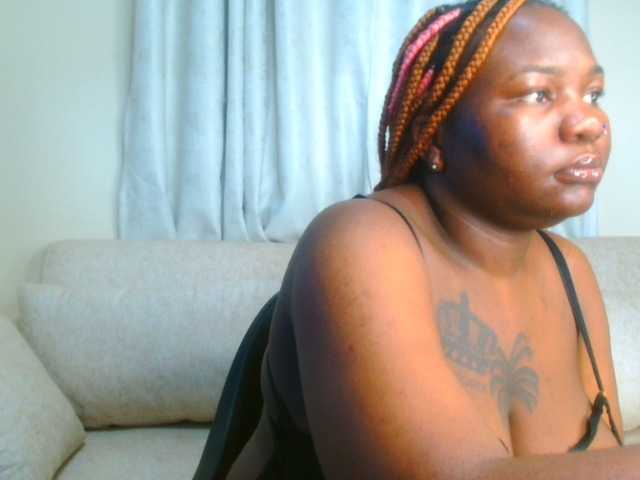 bustymelons69 webcam bongacams model stream image